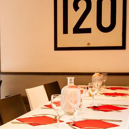 Hebergement Insolite Picasso Lanester Zewnętrze zdjęcie